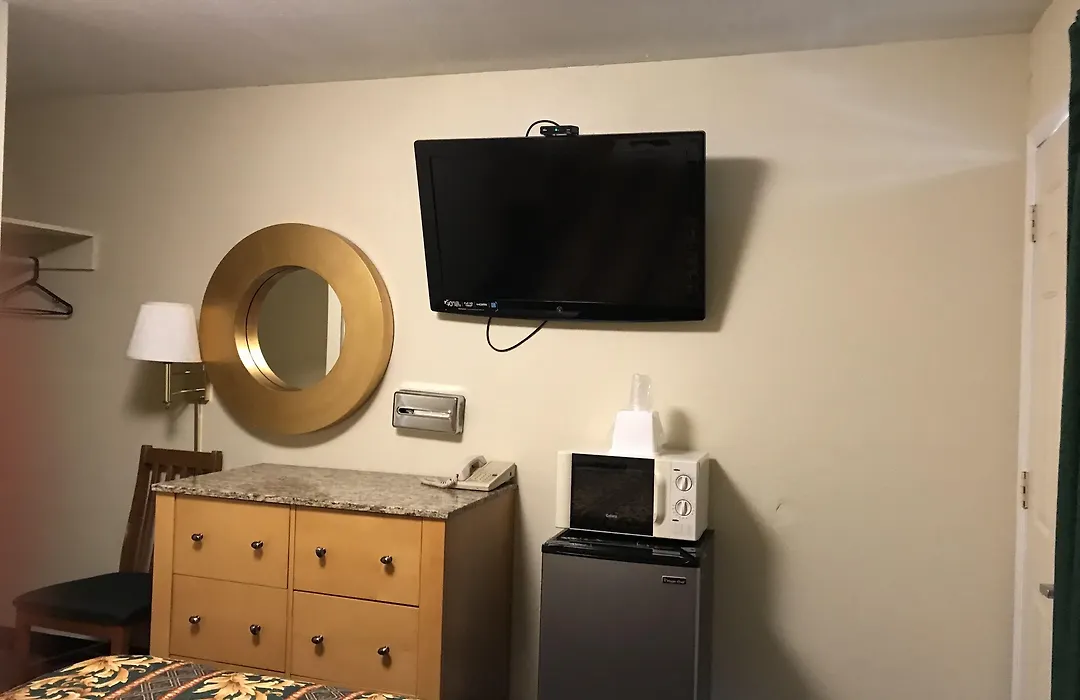 Budget Inn Parker-1