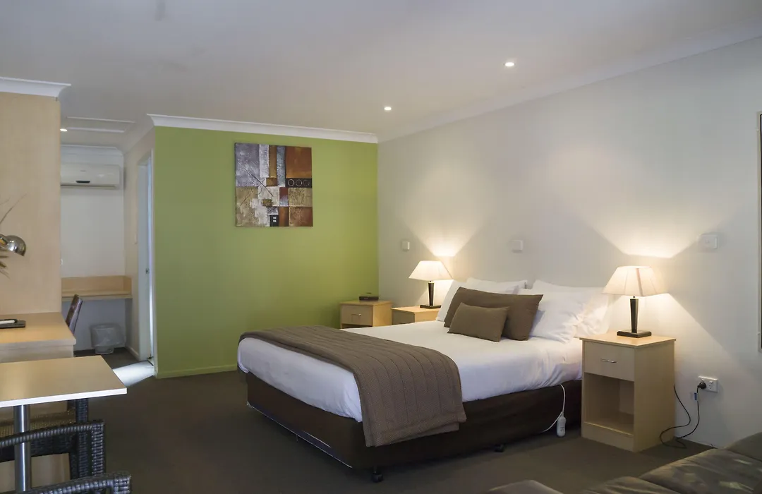 Tenterfield Tavern And Motor Inn-1