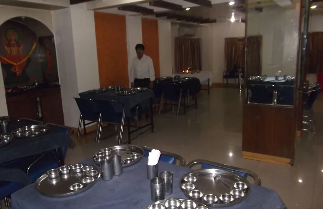 Hotel Bhola-1