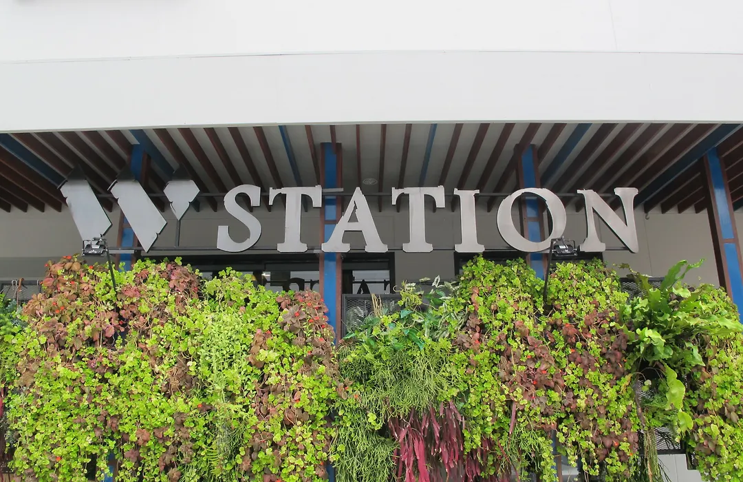 W Station-1
