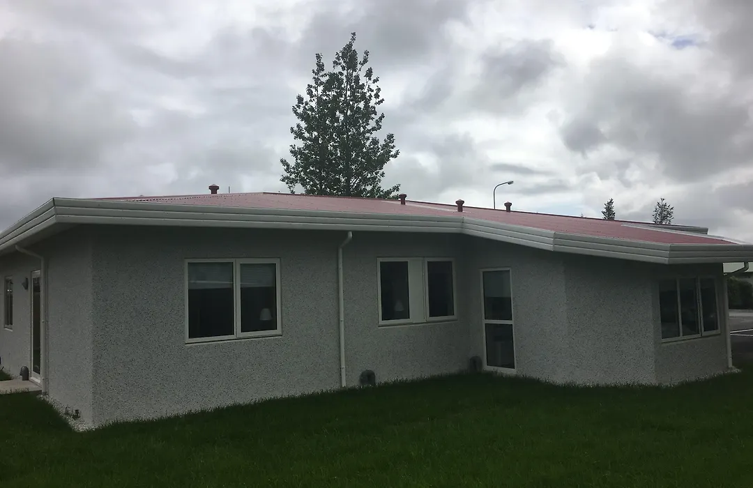 Reykjadalur Guesthouse-1