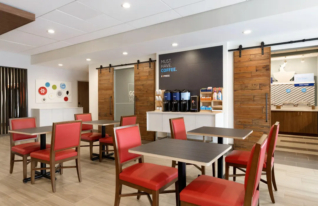 Holiday Inn Express & Suites - Cincinnati Ne - Red Bank Road By Ihg-1