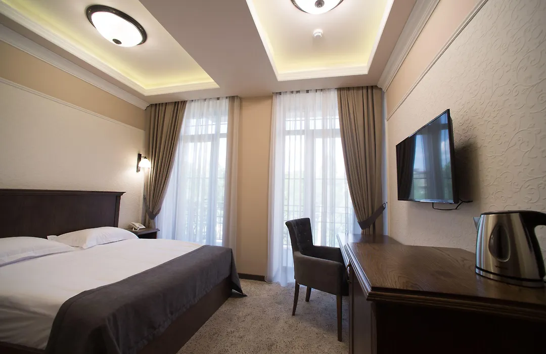 Boulevard Hotel-1