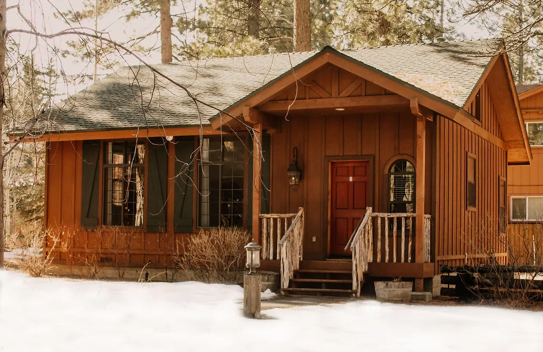 Black Bear Lodge-1