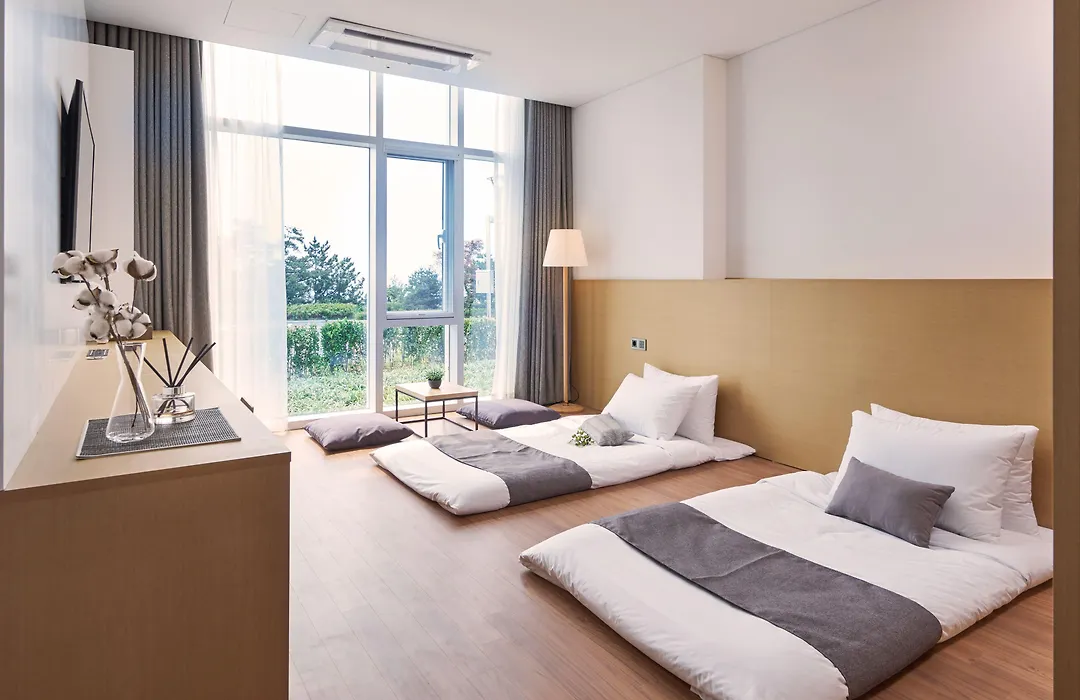 Naksan Beach Hotel-1