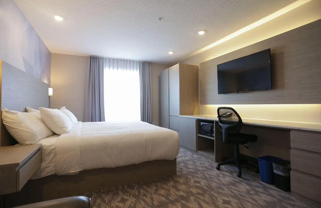 Days Inn By Wyndham Calgary North Balzac-1