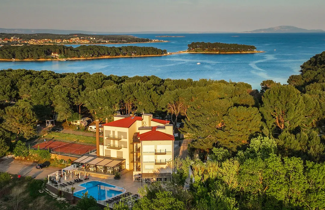Premantura Resort - Hotel & Restaurant-1