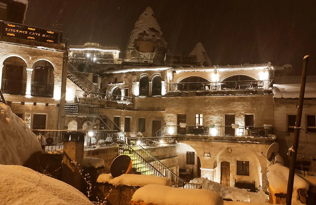 Elegance Cave Suites & Restaurant-1