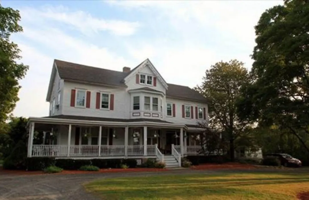 The Dominion House Bed & Breakfast-1