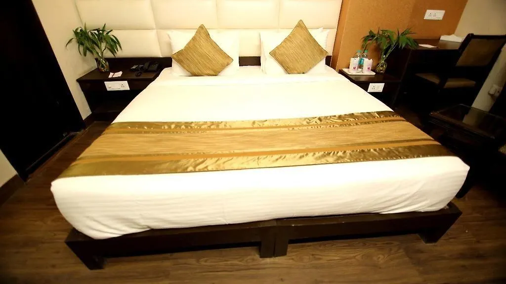 Oyo 1227 Hotel Rousha Inn-1