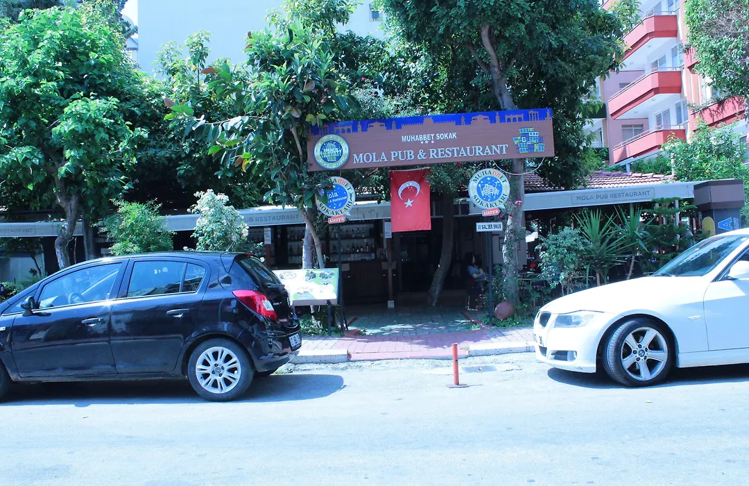 Mola Hotel-1