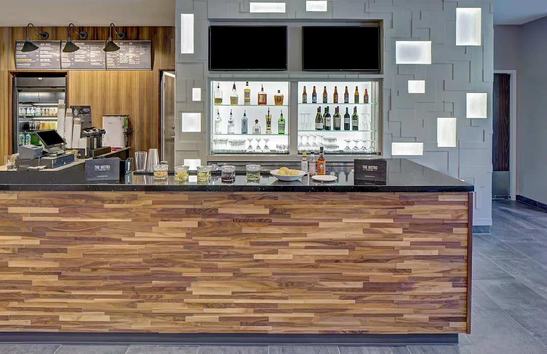 Courtyard By Marriott Appleton Riverfront-1