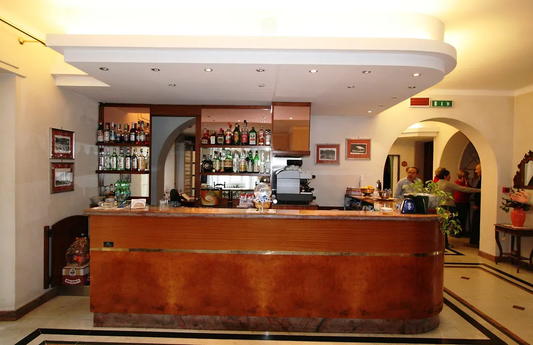 Hotel Dora-1