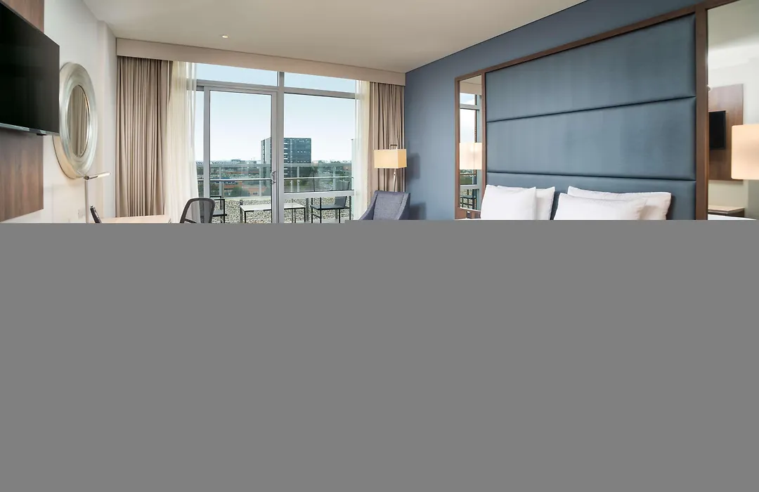 Hilton Garden Inn Bogota Airport-1