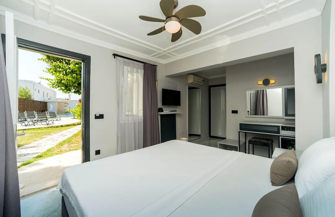 Art Suites Hotel-1