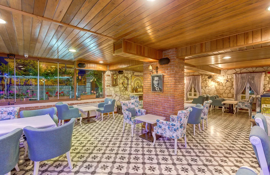 Alaroof Hotel-1
