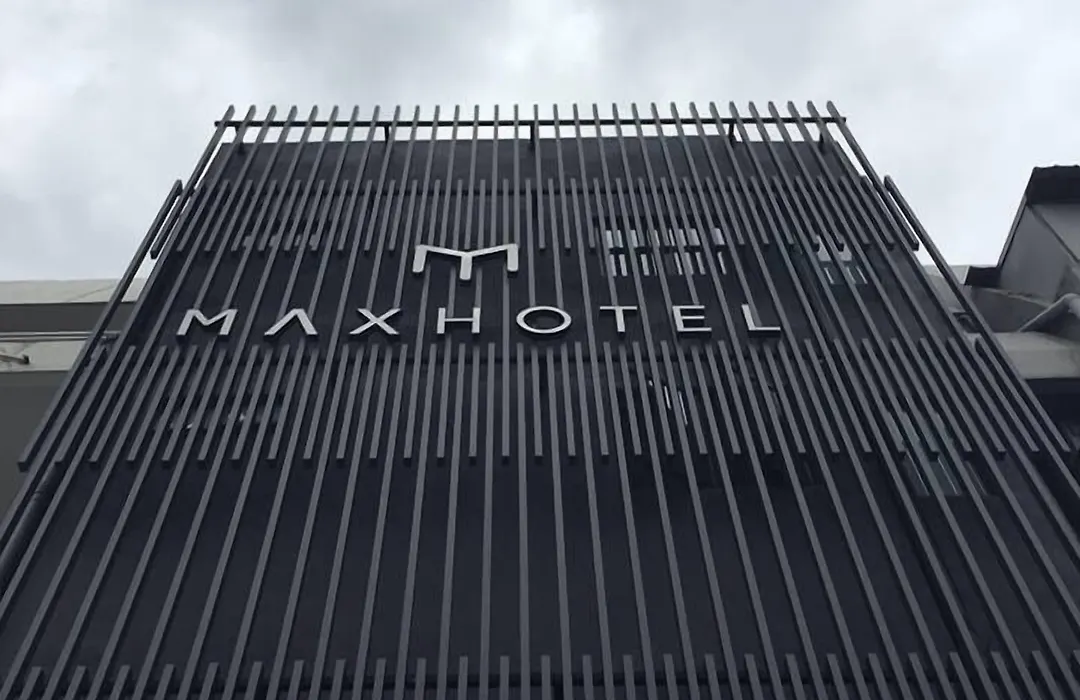 Max Hotel Subang Jaya-1