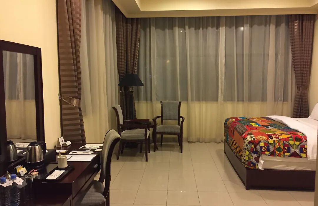 Royal Grand Hotel-1