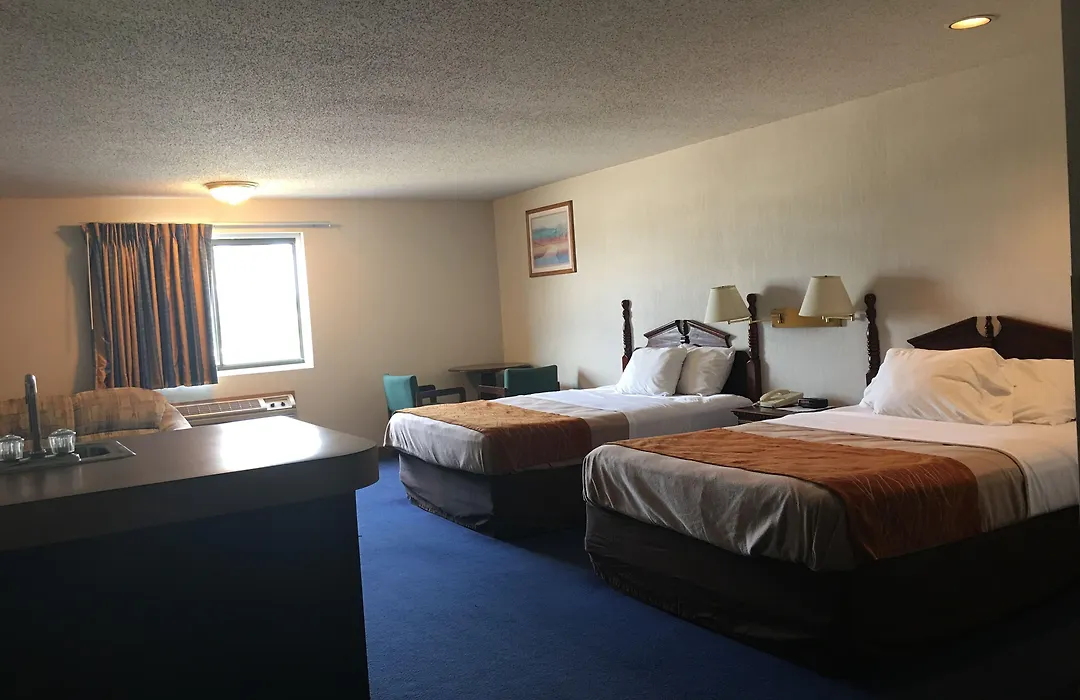 Denison Inn And Suites-1