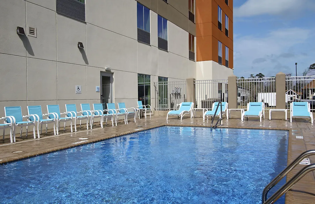 Holiday Inn Express & Suites - Lake Charles South Casino Area By Ihg-1