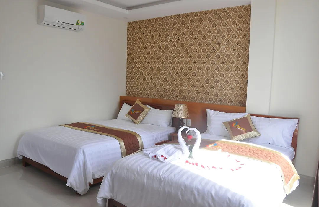 Charming Danang Hotel-203 Nguyen Van Thoai-1