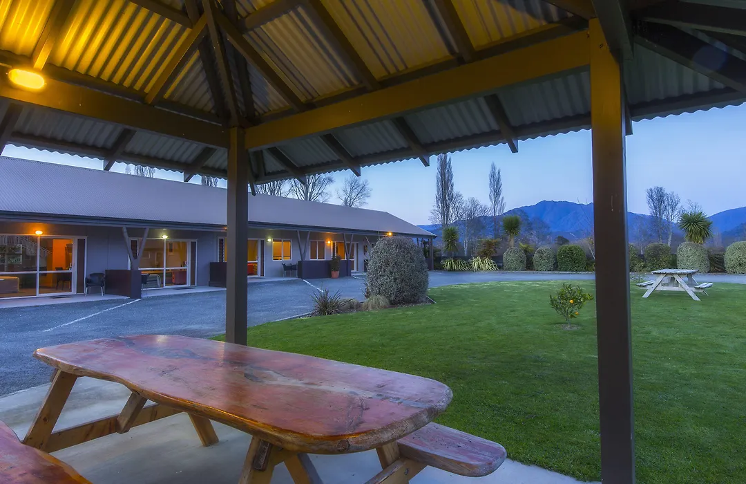 Mohua Motels-1
