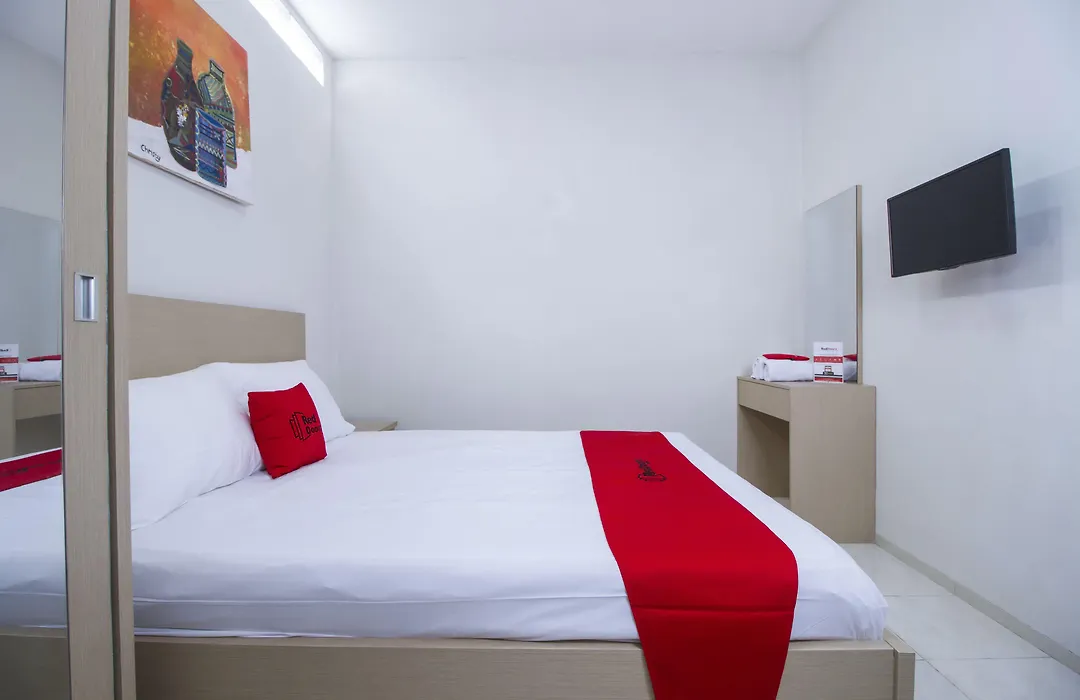 UROOMS Tanah Abang-1
