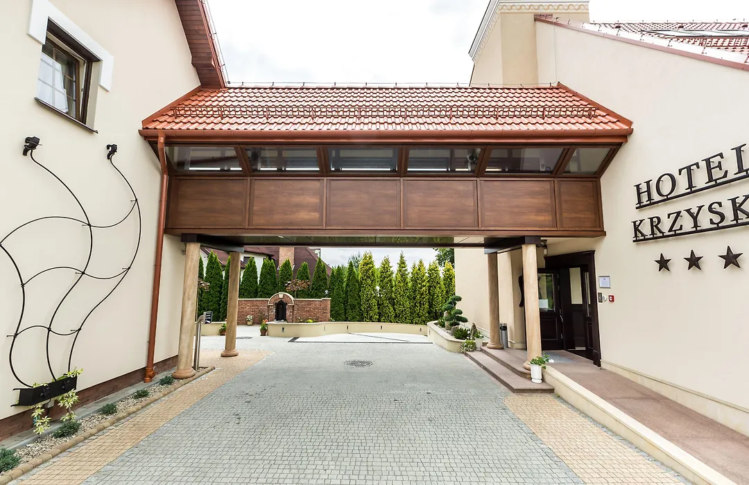 Hotel Krzyski-1