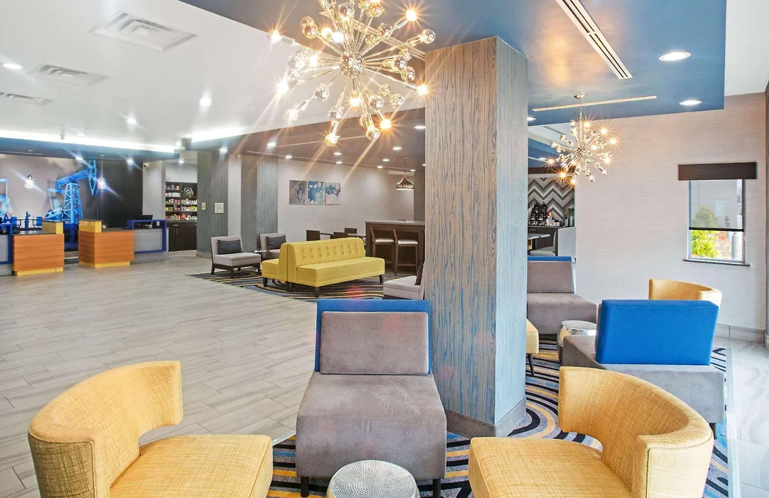 La Quinta By Wyndham Ponca City-1