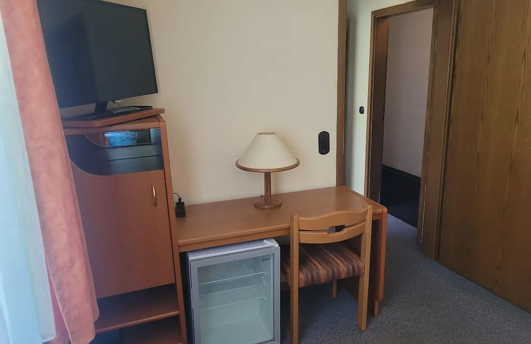 Ems-Hotel-1