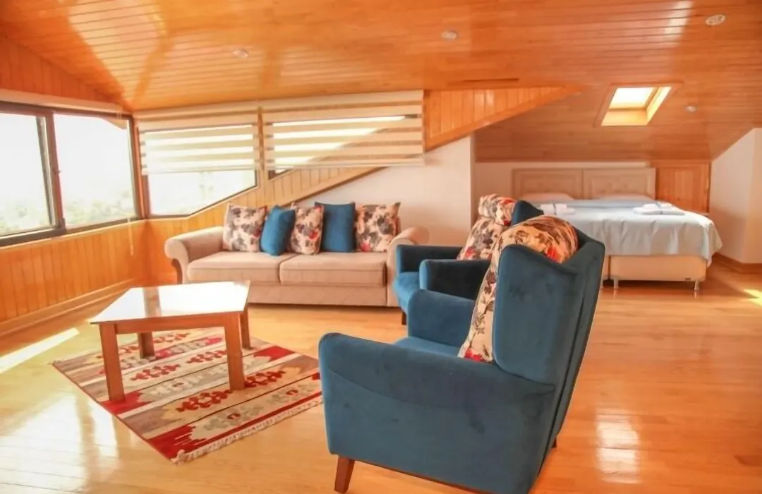Royal Inn Seza Residence-1