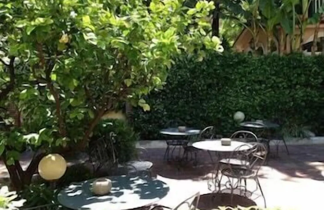 Hotel Select Garden-1