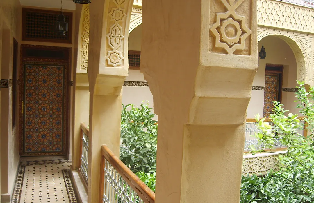 Riad Les Chrifis Navette Aeroport 24 Sur 24-1