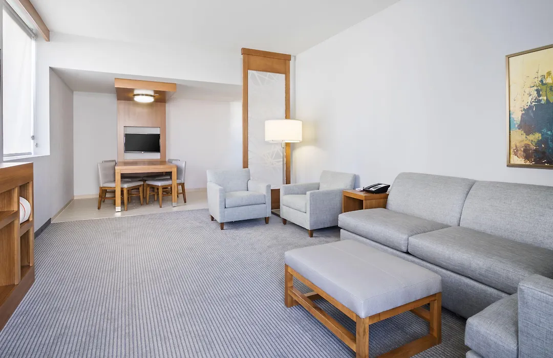 Hyatt Place St. Petersburg/Downtown-1