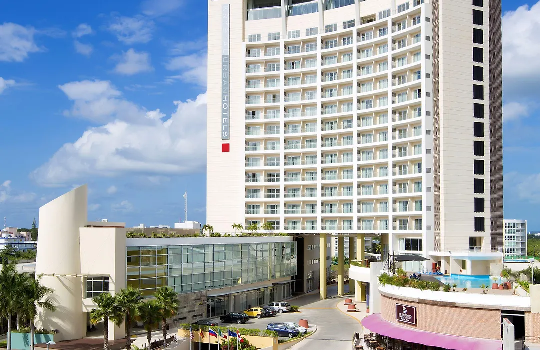 Krystal Urban Cancun & Beach Club-1