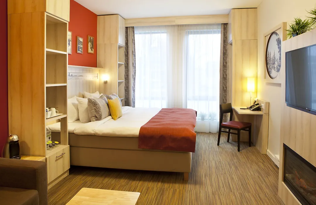 Skotel Amsterdam, Hotelschool The Hague-1