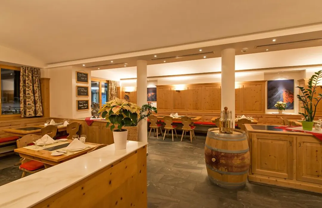 Gletscher-Hotel Morteratsch-1