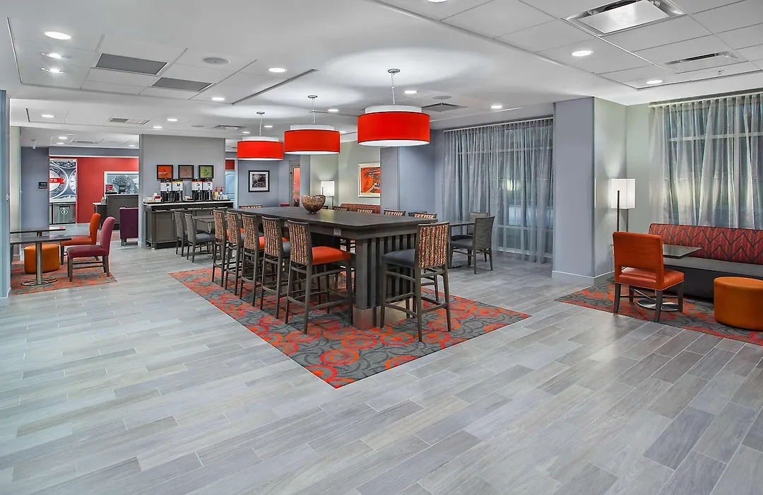 Hampton Inn Vincennes-1