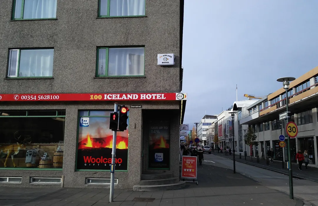 100 Iceland Hotel-1