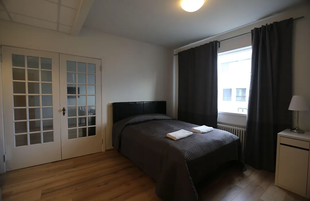 100 Iceland Hotel-1