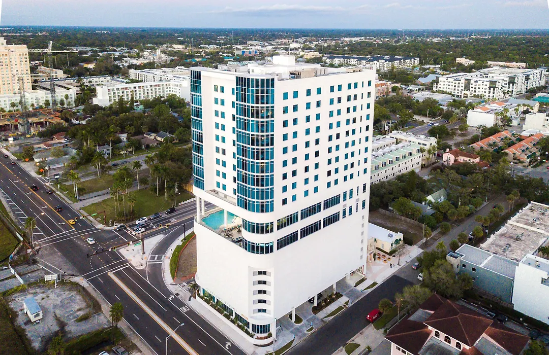 Embassy Suites By Hilton Sarasota-1