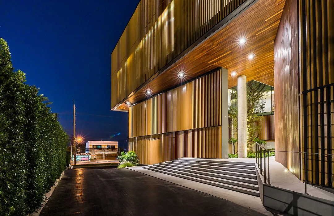 Arize Hotel Sri Racha-1