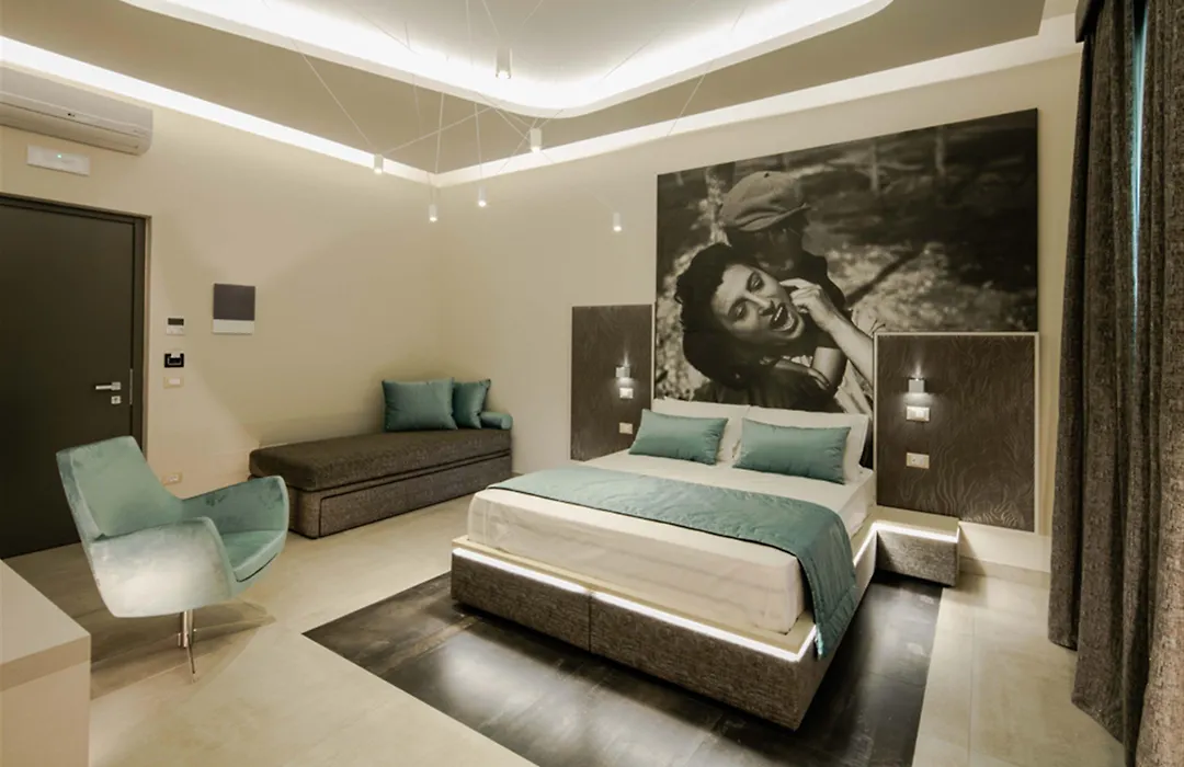 Via Veneto Luxury Suites-1