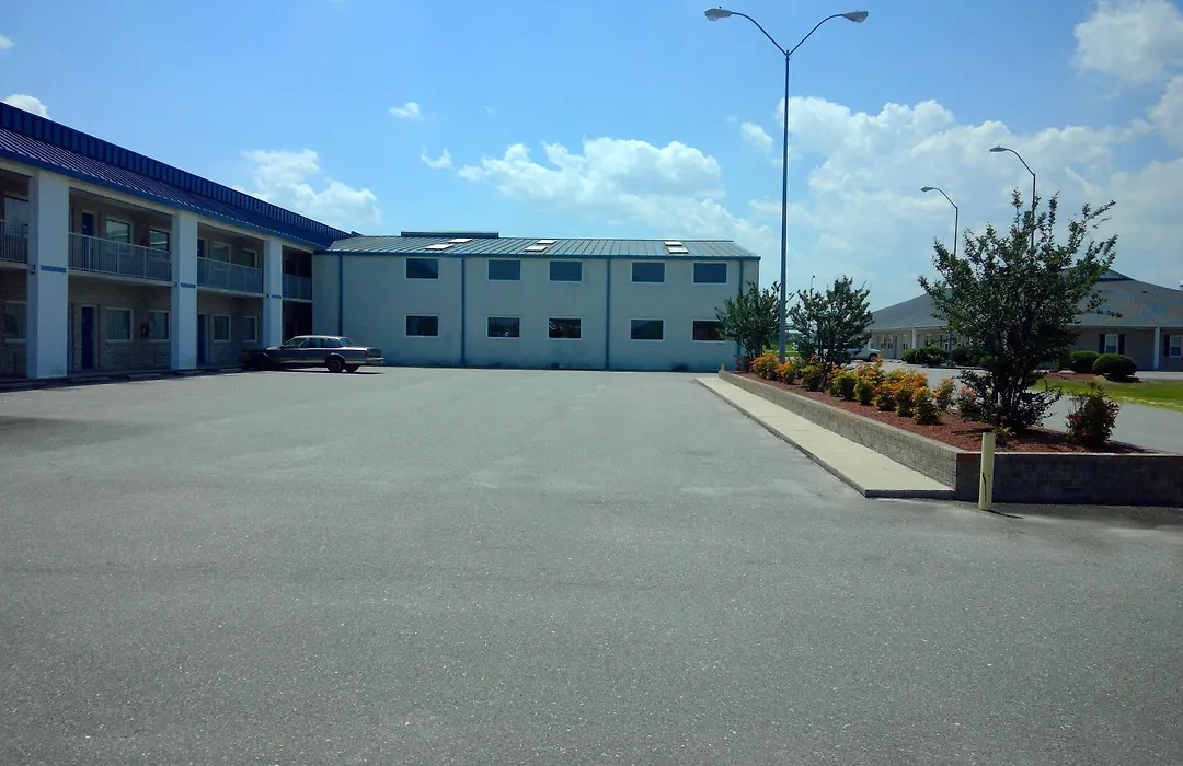 Americas Best Value Inn Kinston-1
