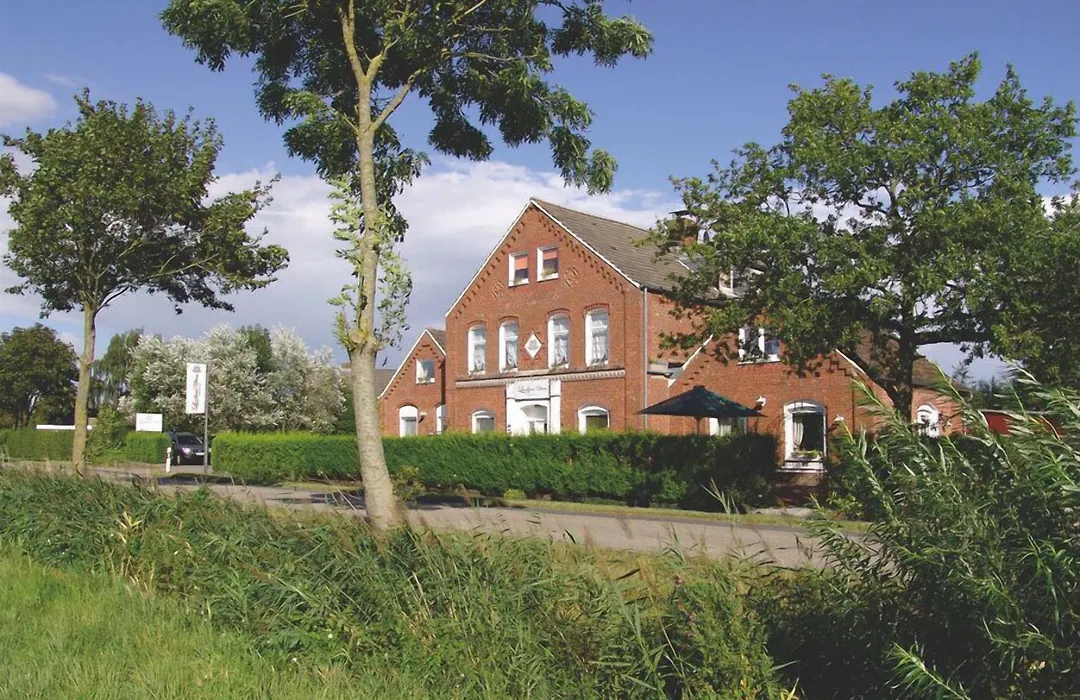 Hotel Garni Landhaus Uttum-1