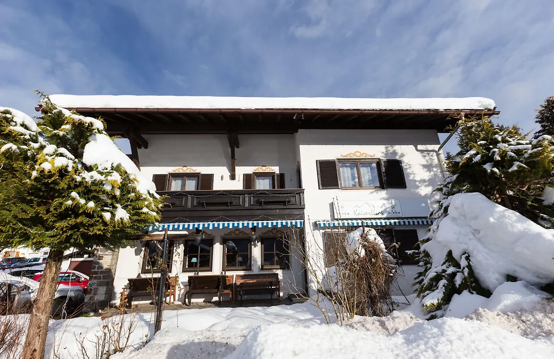 DEVA Hotel Kaiserblick-1