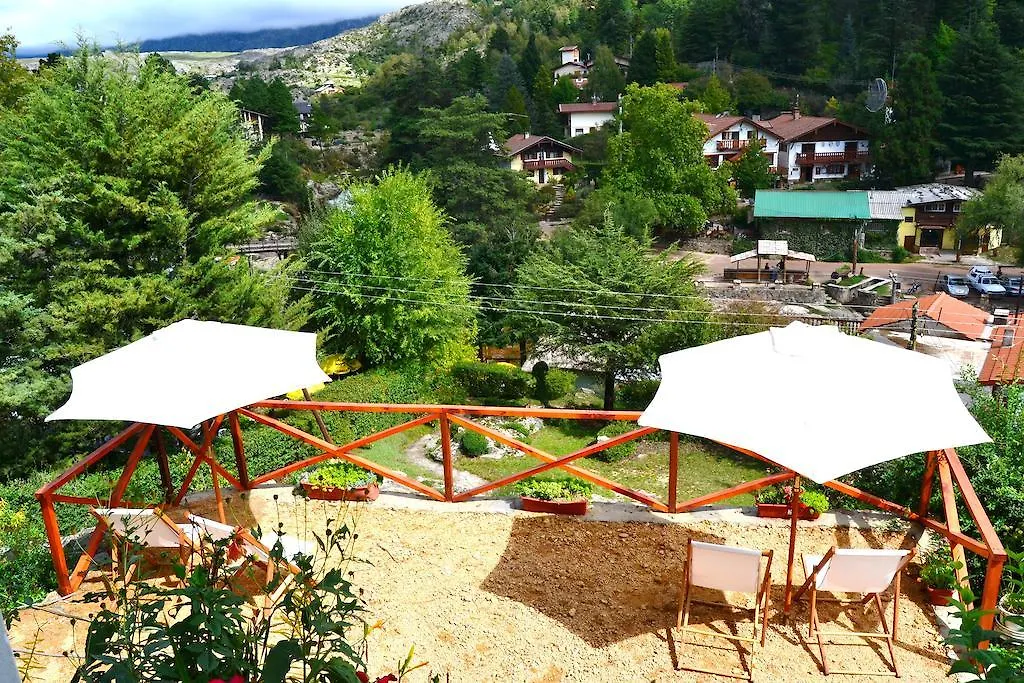 Hosteria El Ceibo-1