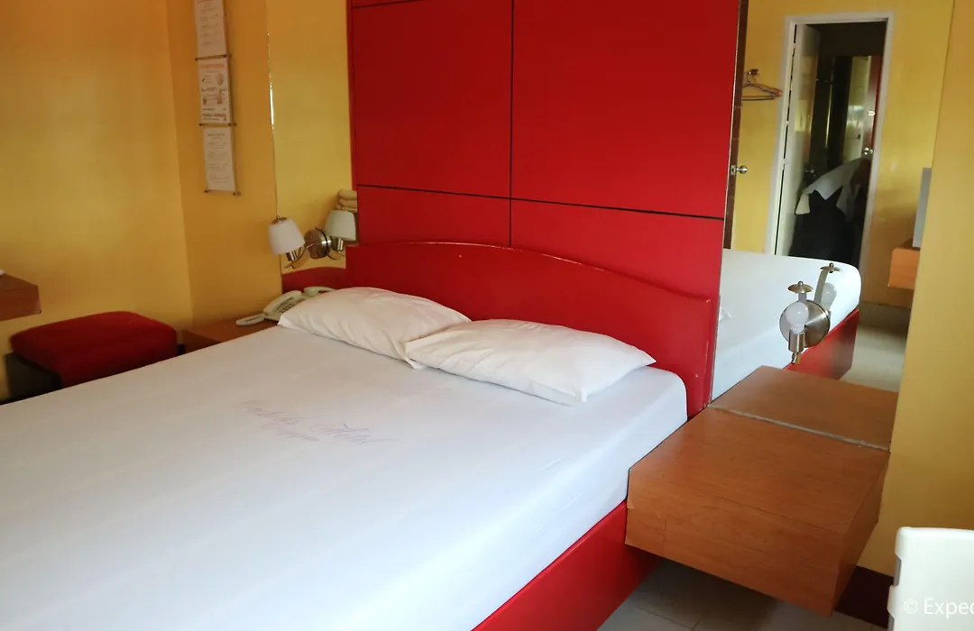 Bedbox Hotel Dagupan-1