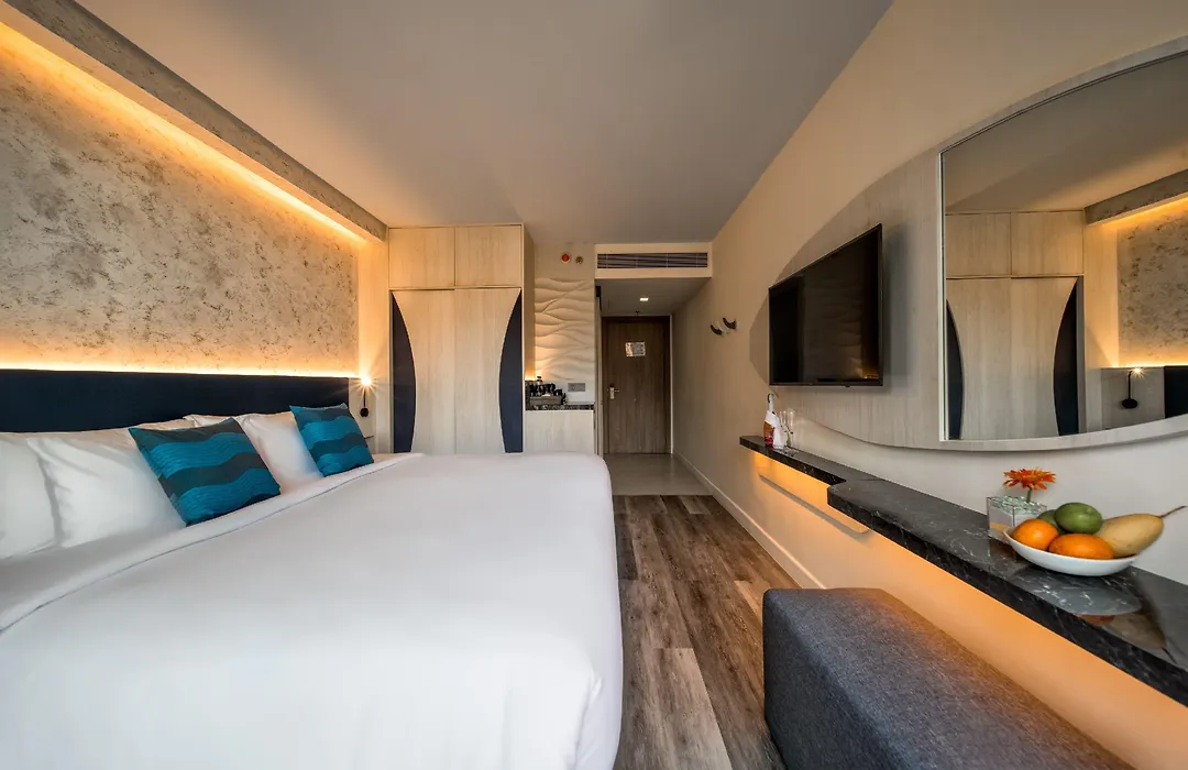 Hotel Clover Patong Phuket-1