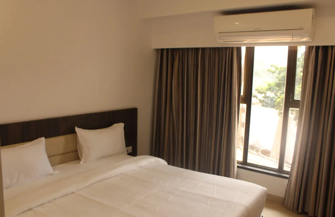 Oyo 13468 Hotel Jai Malhar Residency-1